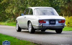 Bild 52/62 von Alfa Romeo 2000 GT Veloce (1974)