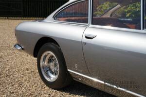 Imagen 48/50 de Ferrari 330 GT 2+2 (1965)