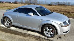 Immagine 2/8 di Audi TT 1.8 T (1999)