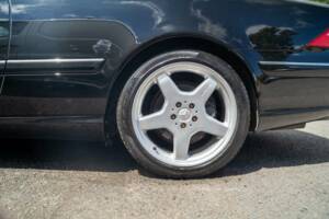 Bild 15/37 von Mercedes-Benz CL 55 AMG (2002)