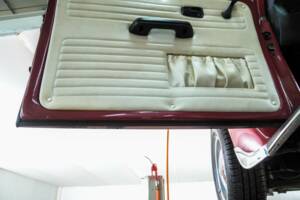 Image 46/50 of Volkswagen Beetle 1303 LS (1977)