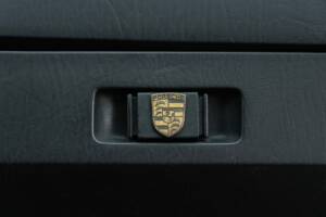 Bild 35/50 von Porsche 944 (1985)