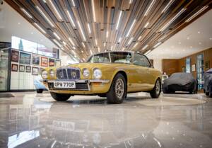 Image 8/50 de Jaguar XJ 6 C 4.2 (1975)