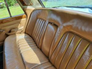 Image 7/8 of Rolls-Royce Silver Shadow I (1967)