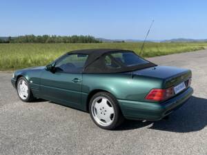 Image 12/39 de Mercedes-Benz SL 320 (1999)