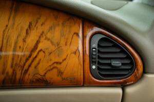Bild 39/50 von Jaguar XK8 4.0 (2006)