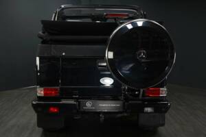 Imagen 5/50 de Mercedes-Benz G 500 (SWB) (2006)