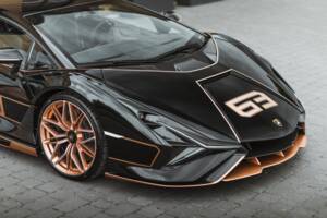 Image 3/68 of Lamborghini Sián FKP 37 (2021)