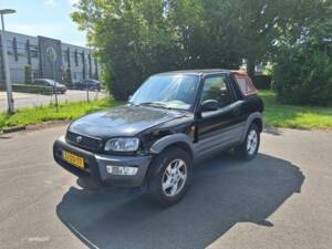 Image 1/13 de Toyota RAV4 (1999)