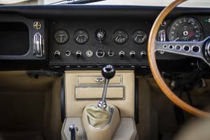 Bild 13/30 von Jaguar E-Type 4.2 (1965)