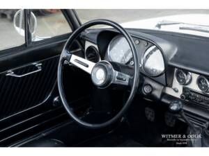 Image 9/24 de Alfa Romeo 1300 Spider Junior (1969)