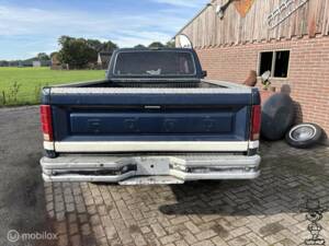 Bild 26/41 von Ford F-250 (1986)