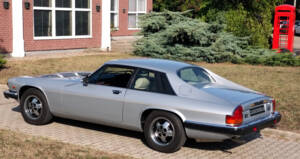 Image 8/20 of Jaguar XJ S H.E. (1981)