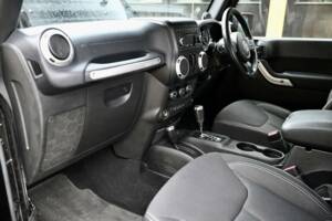Image 18/50 of Jeep Wrangler 2.8 CRD (2013)
