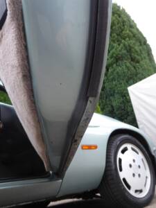 Afbeelding 25/67 van Porsche 928 S (1985)