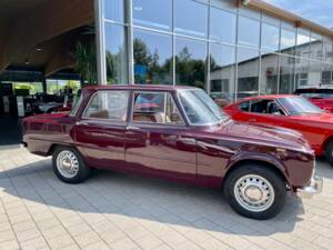 Image 7/23 of Alfa Romeo Giulia 1300 Super (1972)