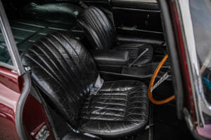Image 36/40 de Jaguar Type E 4.2 (1967)