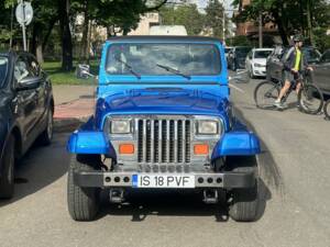 Image 3/8 of Jeep Wrangler 4.0 (1991)