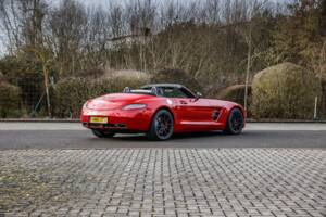Image 40/40 of Mercedes-Benz SLS AMG Roadster (2011)