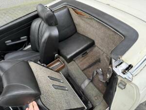 Bild 24/50 von Mercedes-Benz 280 SL (1969)