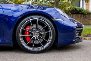 Bild 29/50 von Porsche 911 Carrera 4S (2019)