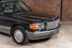 Image 10/50 of Mercedes-Benz 500 SEL (1988)