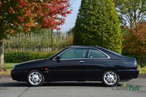 Image 2/50 of Lancia Kappa Coupé 2.4 20V (1999)