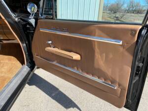 Image 13/13 of Chrysler 300 H (1962)