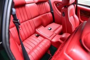 Image 6/7 of Aston Martin Virage (1990)