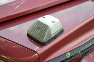 Immagine 46/49 di Mercedes-Benz 230 GE (SWB) (1993)