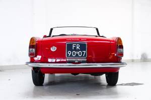 Afbeelding 7/44 van Alfa Romeo 2600 Spider (1965)