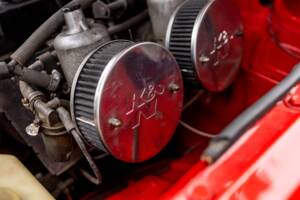 Image 37/39 de MG MGB GT (1972)