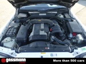 Imagen 9/14 de Mercedes-Benz SL 320 (1997)