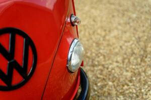 Image 35/50 of Volkswagen T1 panel van (1963)