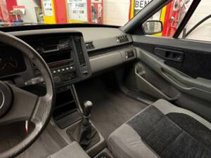 Bild 10/20 von Volvo 480 Turbo (1994)