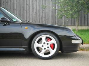 Image 6/36 de Porsche 911 Carrera 4S (1998)