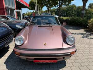 Afbeelding 2/41 van Porsche 911 Carrera 3.2 (WTL) (1987)