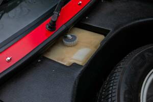 Afbeelding 31/49 van Ferrari 328 GTS (1989)