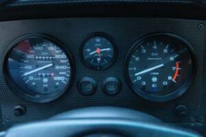 Image 33/50 of Alfa Romeo SZ (1991)