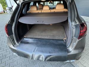 Bild 19/24 von Porsche Cayenne Turbo S (2014)