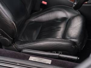 Bild 12/42 von Aston Martin DB 7 Vantage (2001)