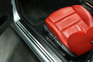 Immagine 12/50 di BMW 328i (1997)