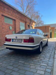 Bild 8/82 von BMW 525i (1993)