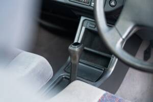 Immagine 8/50 di Volvo 440 Turbo (1992)