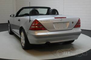 Afbeelding 4/5 van Mercedes-Benz SLK 230 Kompressor (1999)