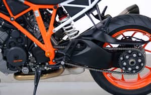 Image 55/83 of KTM 1290 Super Duke R (2018)