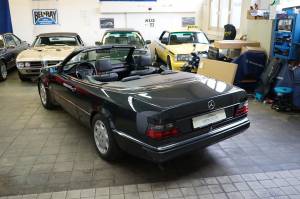 Bild 16/34 von Mercedes-Benz E 500 (1995)