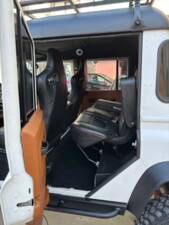 Afbeelding 50/73 van Land Rover Defender 110 (2005)