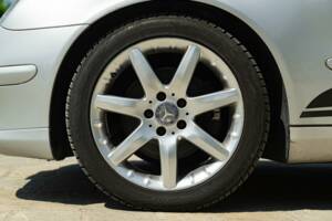 Image 18/50 of Mercedes-Benz C 320 Sportcoupé (2003)