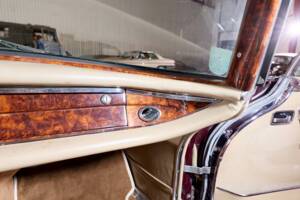 Bild 21/47 von Mercedes-Benz 280 SE (1970)